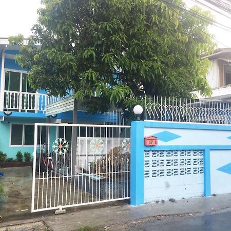 Ruean Mai Hom Pansiyon Bangkok Dış mekan fotoğraf